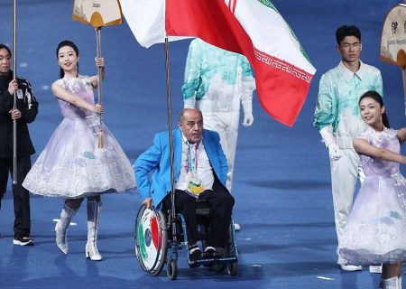 جانفشان ، پرچم دار کاروان ایران در مراسم اختتامیه بازی پاراآسیایی هانگژو ۲۰۲۲ شد